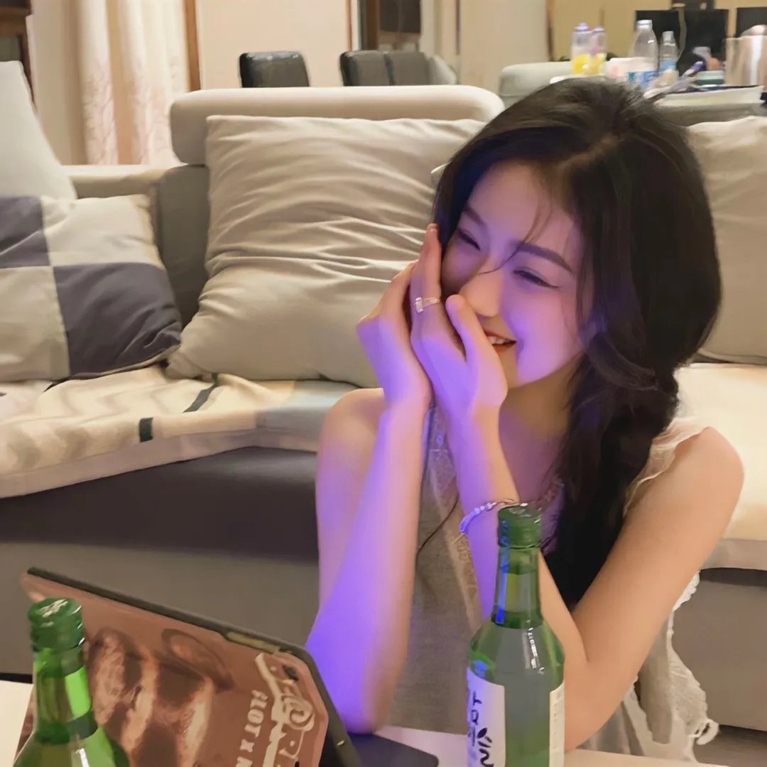 圈内新人卷入潜规则风波，投资人震怒，连续多日引热议